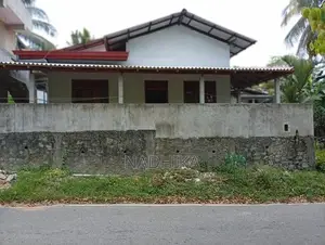 අංග සම්පූර්ණ නිවාසය විකීණීමට - පනාගොඩ