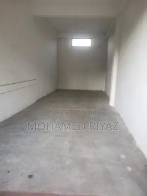 20 Perches Land with 3 shops for sale in Welimada
