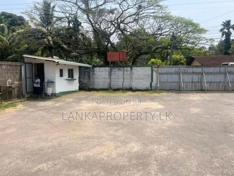 Prime Commercial Property for Sale / Rent – Divulapitiya Road, Negombo