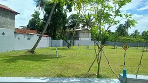 Land Fro Sale in Katunayake