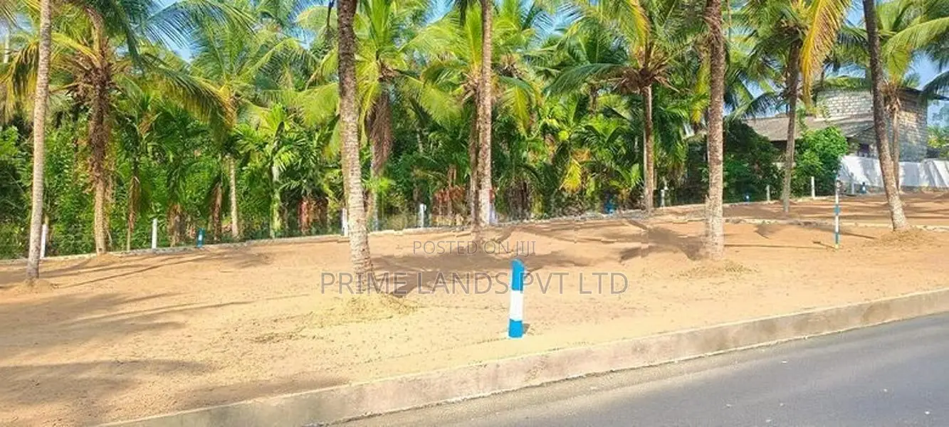 Land In Weboda