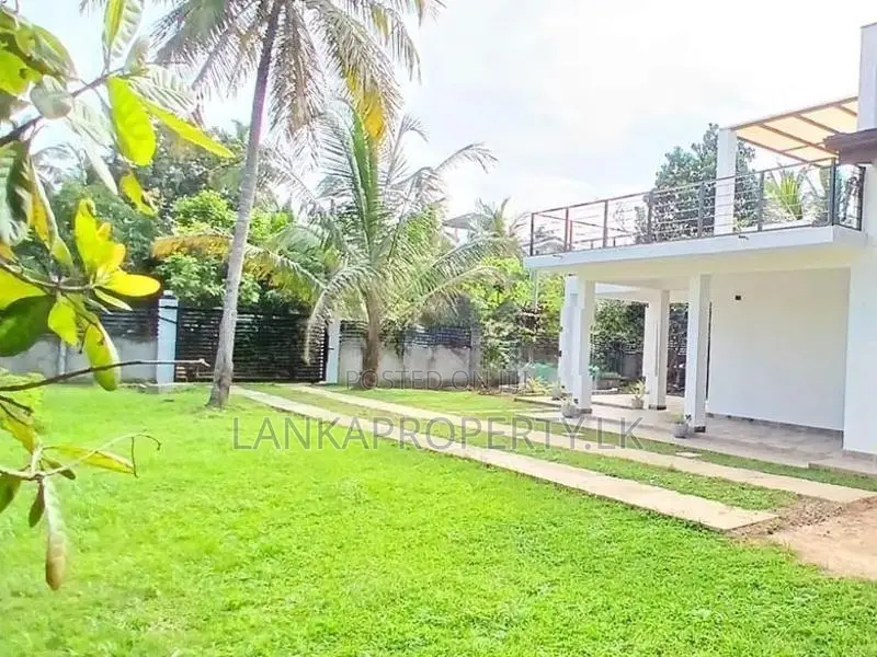 Complete House for Sale in Pellandeniya, Kurunegala.