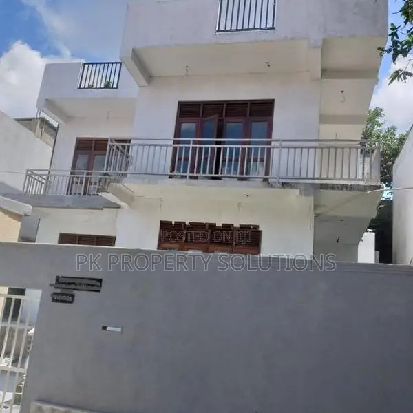 Brand New House for Sale in Malabe ( FILE NUMBER 518A )