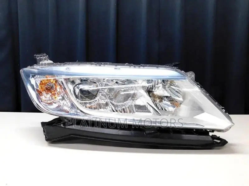 Honda grace head lamp