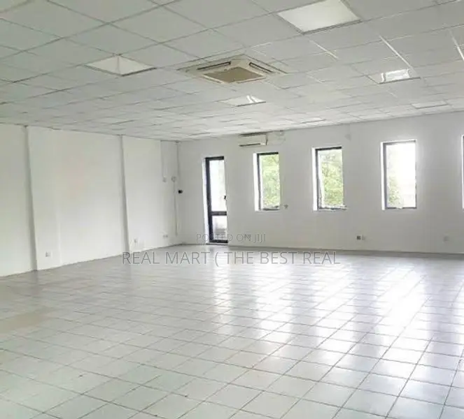 COLOMBO 12 : 17P (20,000 SQFT) 5-STOREY OFFICE COMPLEX FOR SALE