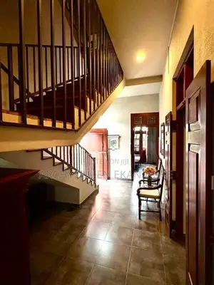 Exceptional Architect-Designed Luxury Residence in Pannipitiya