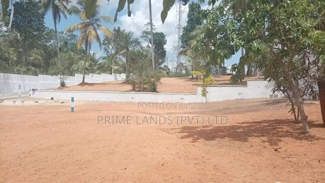 Land for Sale Meepawla