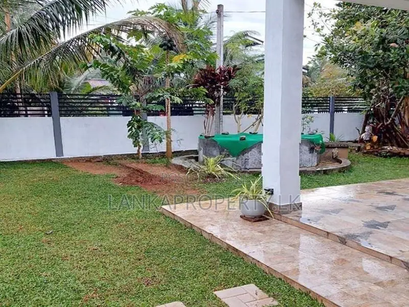 Complete House for Sale in Pellandeniya, Kurunegala.