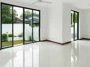 Brand New 3-Storey House for Sale – Kaduwela