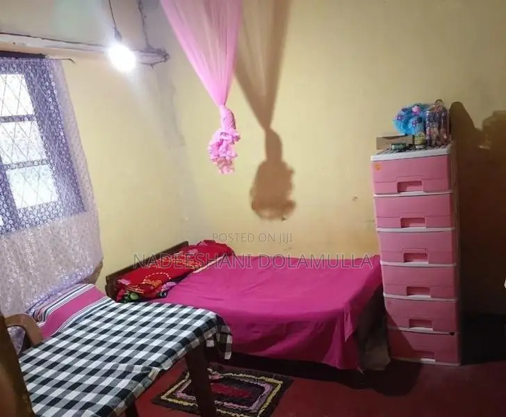 බදුල්ලේ කුඩා පව්ලකට නිවසක්