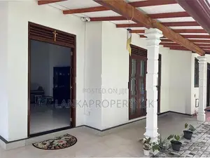 Beautiful Built Single Storied Home for Sale in Mattegoda