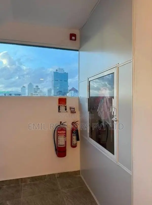 Commercial Office Building for Rent – Colombo 03 (EM147RK)