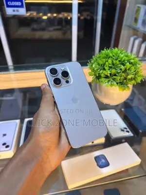 Apple iPhone 15 Pro (Used)