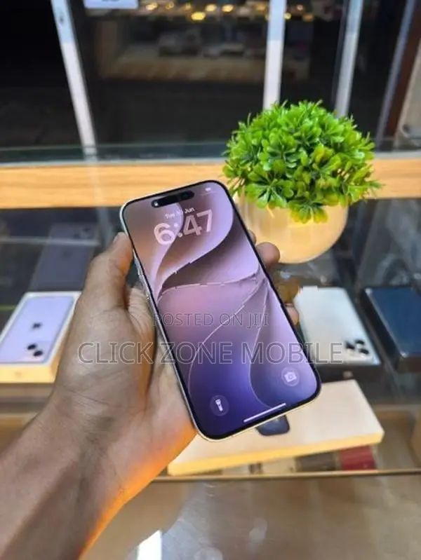 Apple iPhone 15 Pro (Used)