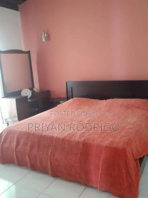 Malabe Town Centre Large 04 Bed Room House for Immediate Sale