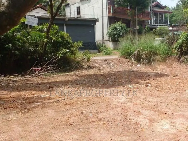 Residential Land for Sale in Galwala Junction Ragama