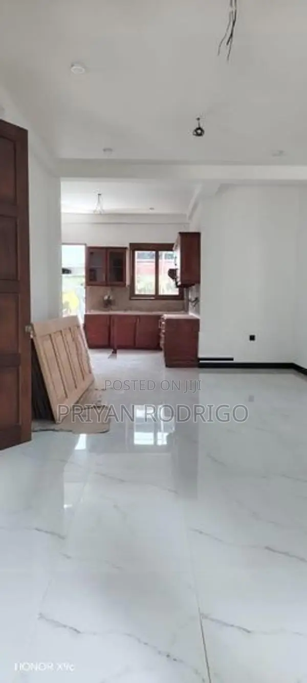 95 % Completed New House For Sale In Boralesgamuwa