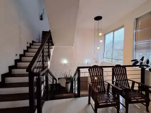 Prime Location Two Storied Luxury House for Sale in Pasyala, Nittambuw