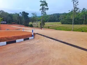 කැකණදුර පදිංචියට හොද ඉඩම