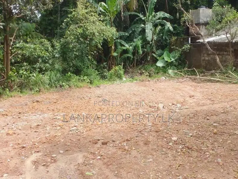 Residential Land for Sale in Galwala Junction Ragama