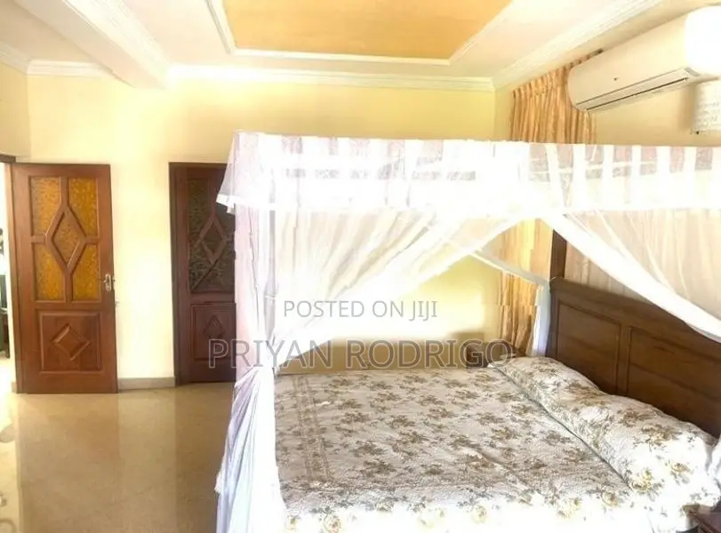 Spacious Solid House for Sale in Kotikawatta