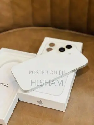Apple iPhone 17 256GB (Used)