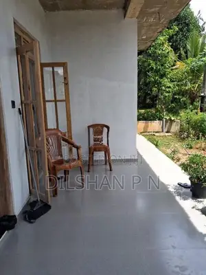 Two Story House with 4 Bedrooms For Sale Bandaragama