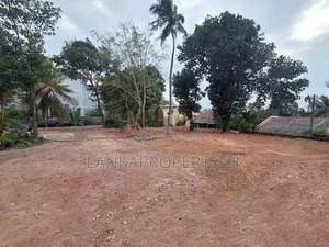 Valuable Residential Land for Sale in Ashoka Circular Road, Battaramul