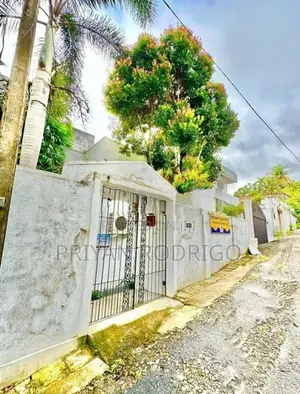 Battaramulla- Thalahena Single Story House on 7 Perches of Land for Sa