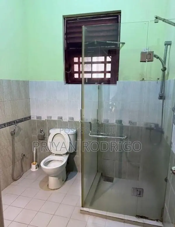 Kalubowila Sri Maha Vihara Road - 04 Bed Room House for Immediate Sale