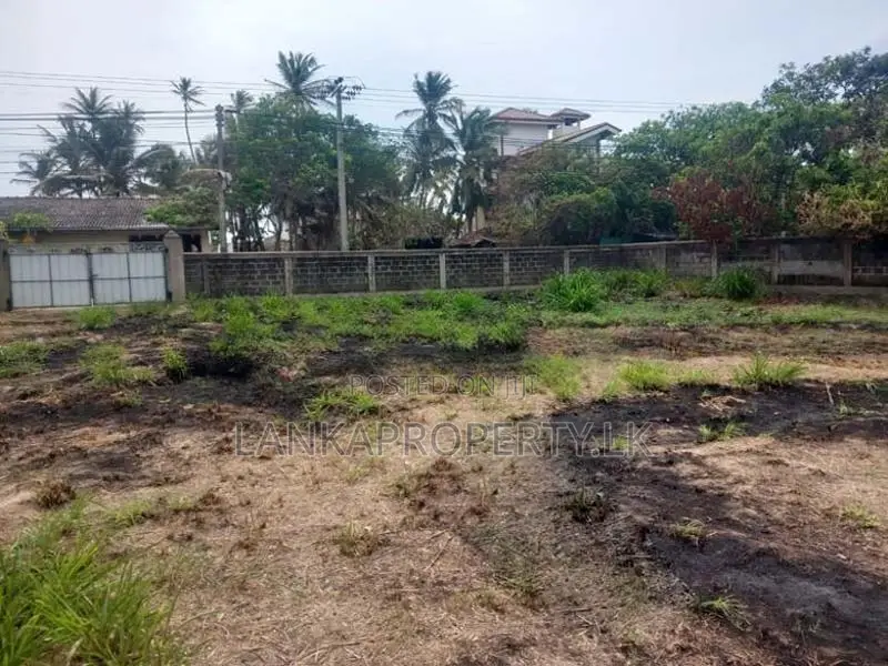 30 Perches Land for Sale Facing Pamunugama Road.