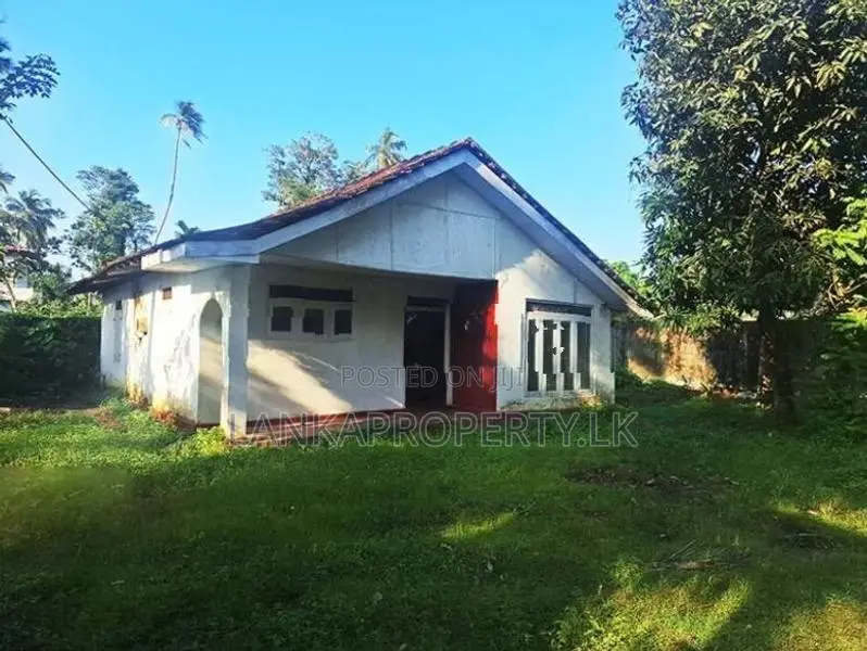 Galle Road Facing Prime Land for Sale in Kalutara