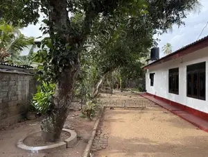 Recently Fully Renovated Single Storied House for Sale in Seeduwa.
