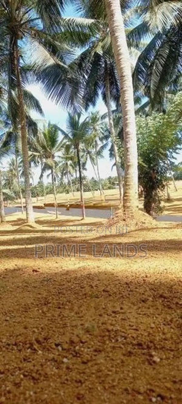 වටිනා ඉඩමක් ගොනපොල හන්දිය ආසන්නයේන්