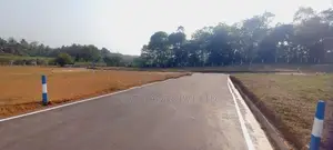 වටිනා ඉඩමක් අලුබෝමුල්ල හන්දිය
