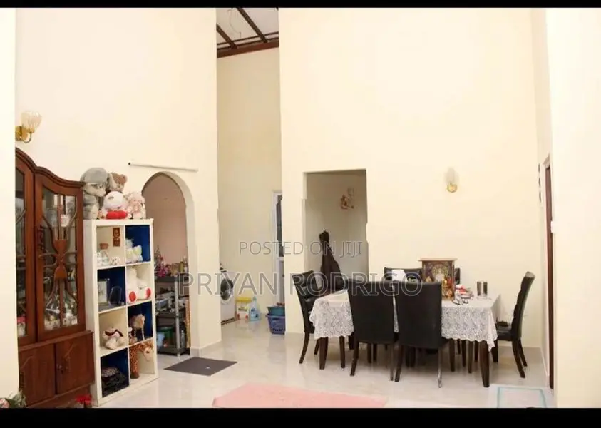 04 Bedroom House on 16 Perches of Land for Sale in Naiwala- Walpitamul