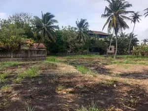 30 Perches Land for Sale Facing Pamunugama Road.