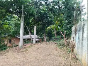 Prime Land with House for Sale – Galagedara (Facing Main Road)