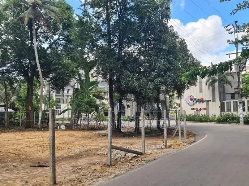 270 Perches of Commercial Land for Sale in - Malabe