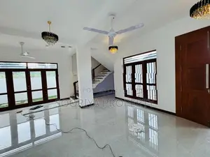 Brand New 2 Story Luxury House for Sale in Piliyandala