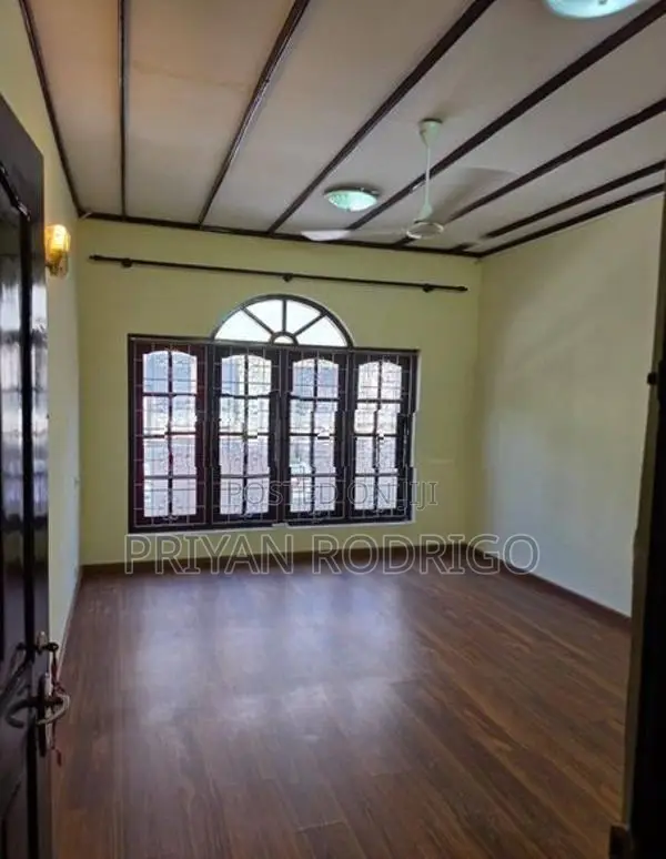 Dehiwala 02 Storied 04 BR House on 6.25 Perches of Land for Sale