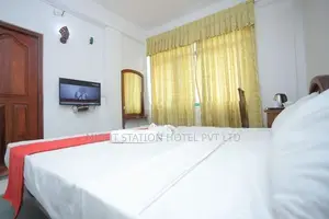 15-Room Tourist Hotel with 200-Guest Banquet Hall – Panadura