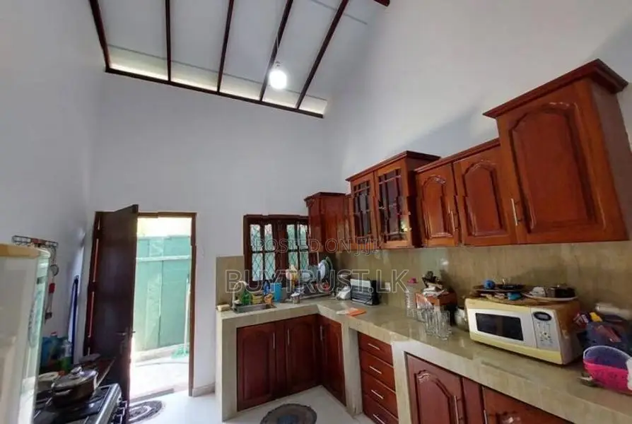 House For Sale in Battaramulla