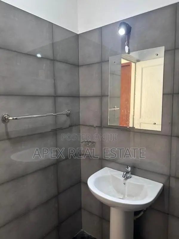 Two Bedroom Furnished Apartment for Rent in Oval View Colombo 8