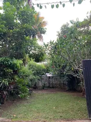 Luxurious Two-Storey Architectural House for Rent in Welivita, Kaduwel