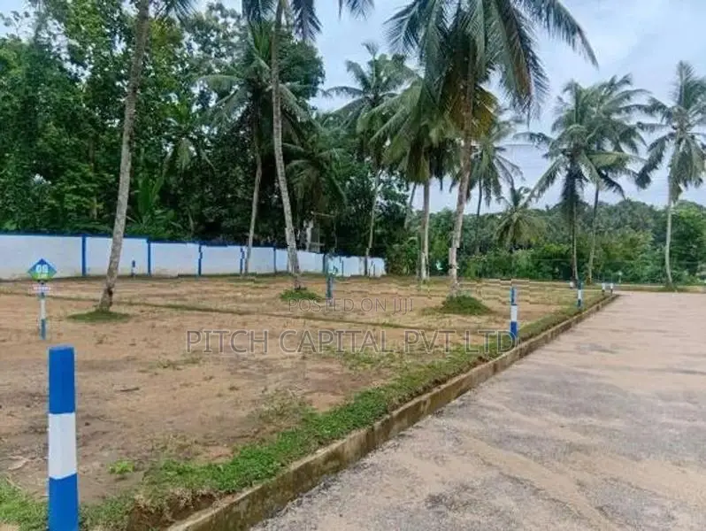 Athurugiriya - Millennium City Near Land for Sale