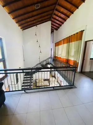 Luxurious Two-Storey Architectural House for Rent in Welivita, Kaduwel
