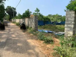 நெல்லியடி திக்கம் வீதியில் காணி விற்பனைக்கு