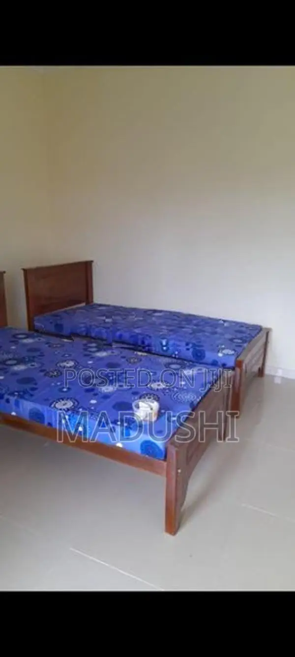 Slit Boys only Hostel Malabe