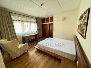 Luxurious Fully Furnished Apartment Mortuva Junction